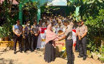 Siswa SIP 54 Gelombang 2 RCDL Polda Sulsel Gelar Bansos di Panti Asuhan Annaser Timur-timur Makassar